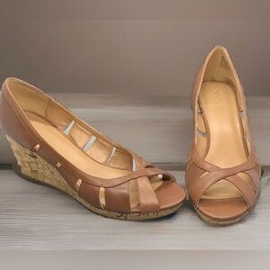 Nine West Jumbalia Tan Brown Leather Cork Wedge Peep Toe Sandals Size 8.5M